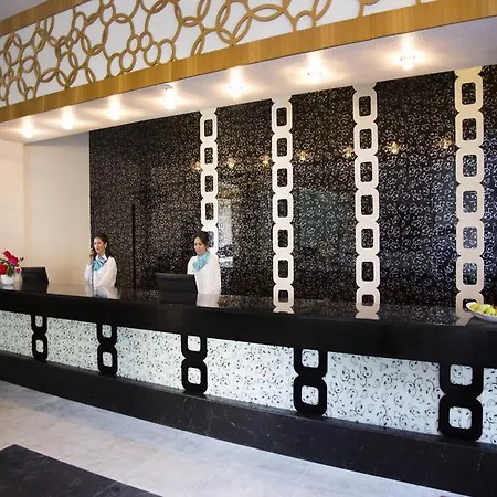 Hotel Club Karaburun Okurcalar